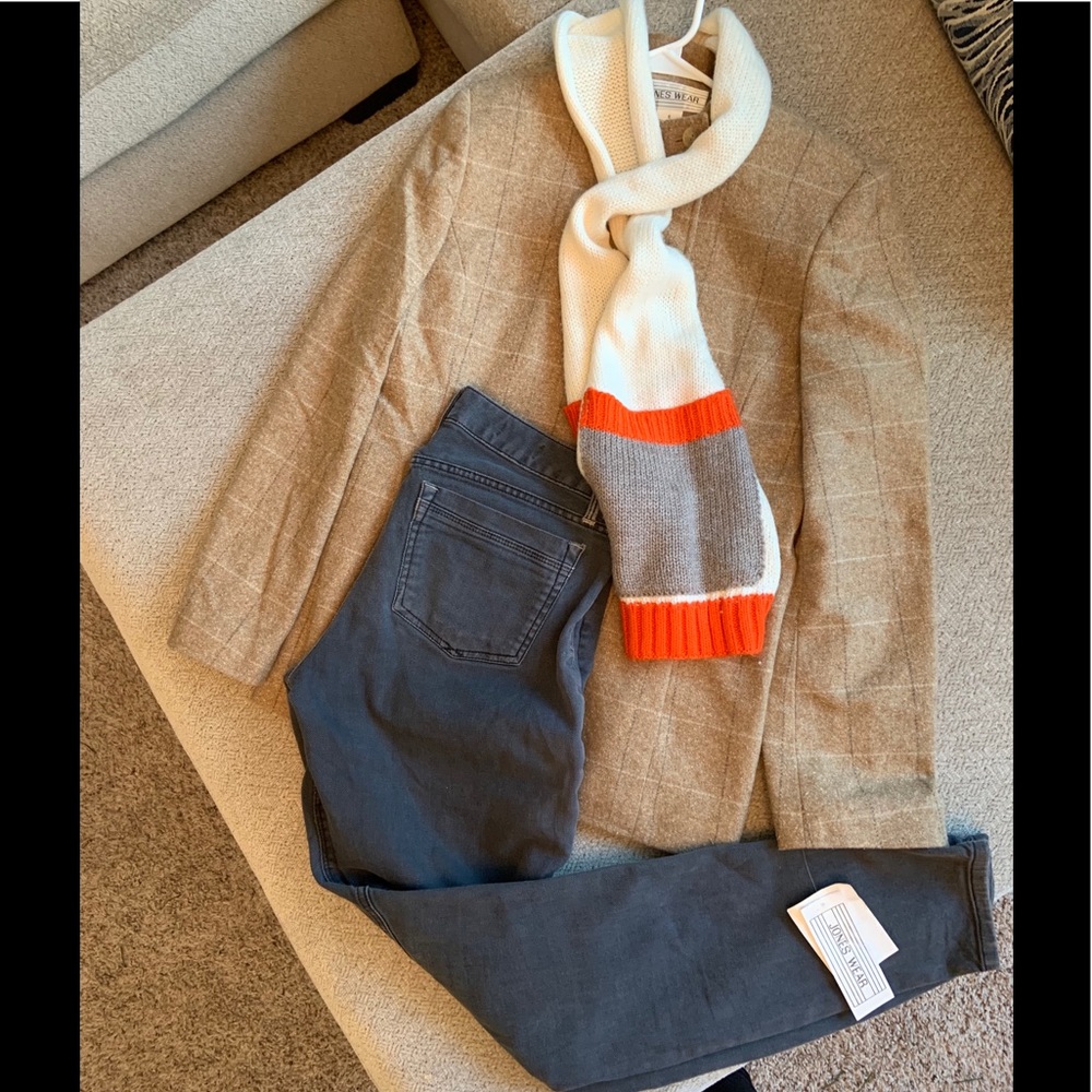 Jones wear tan coat